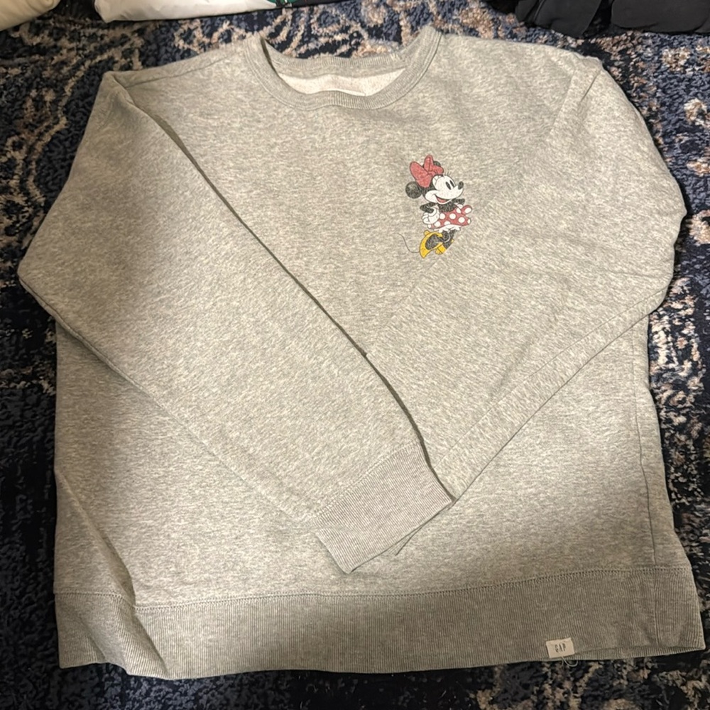 Gap sweatshirt
